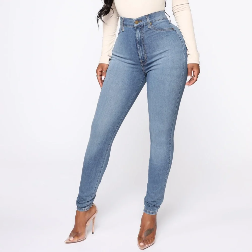 NEW High Rise Jeans 💯 - Picture 1 of 4